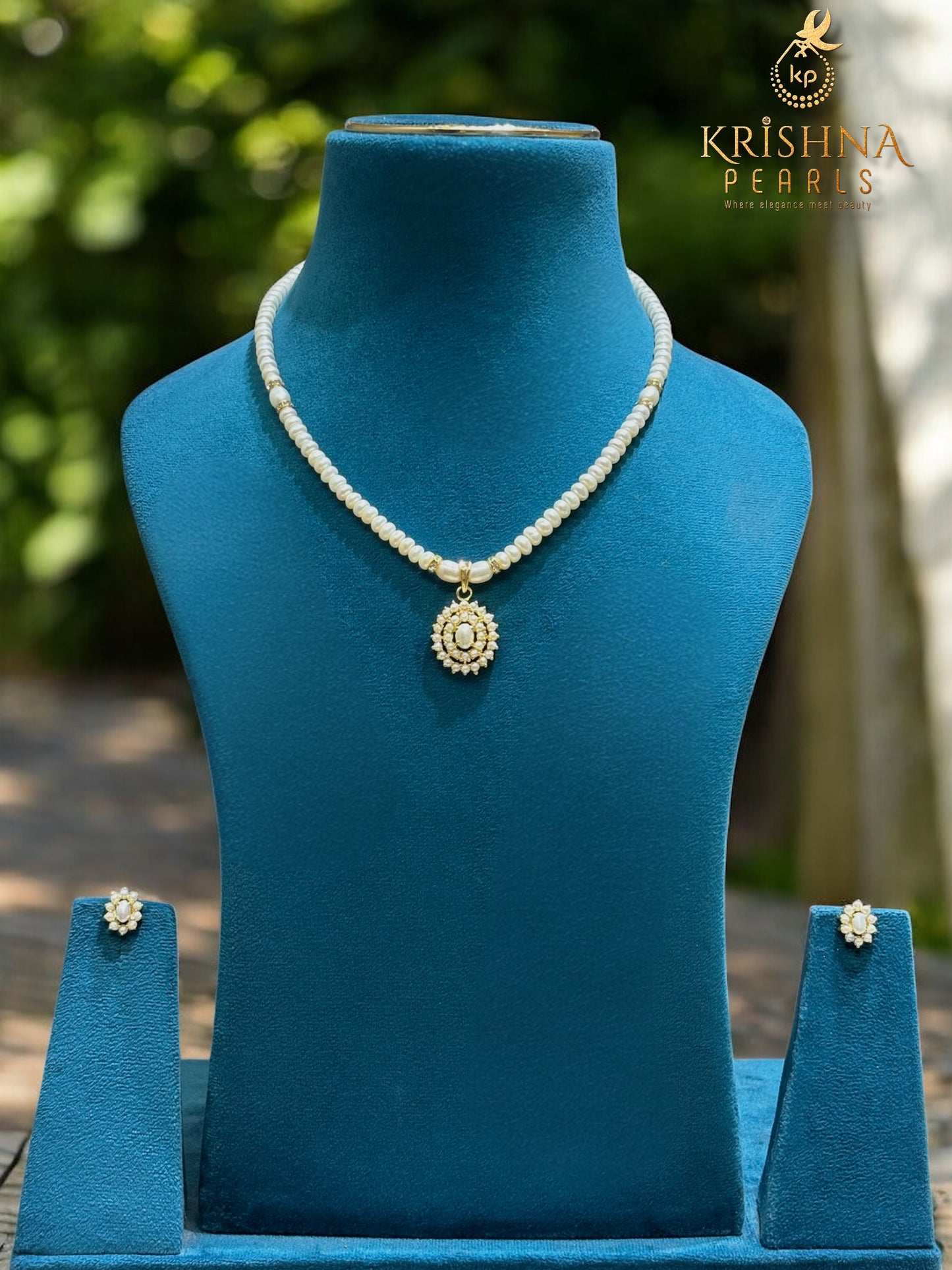 Pure Pearls Locket & Necklace Set
