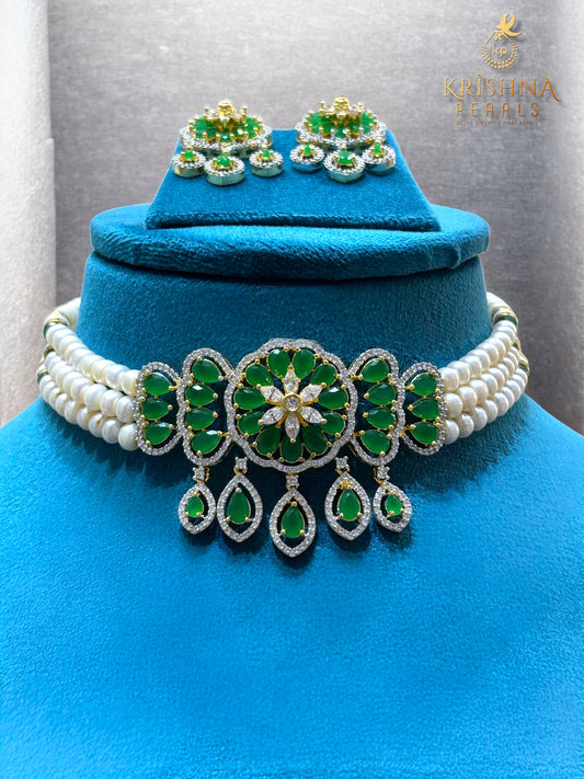 Adorable Emerald Studded Three Line Choker Set