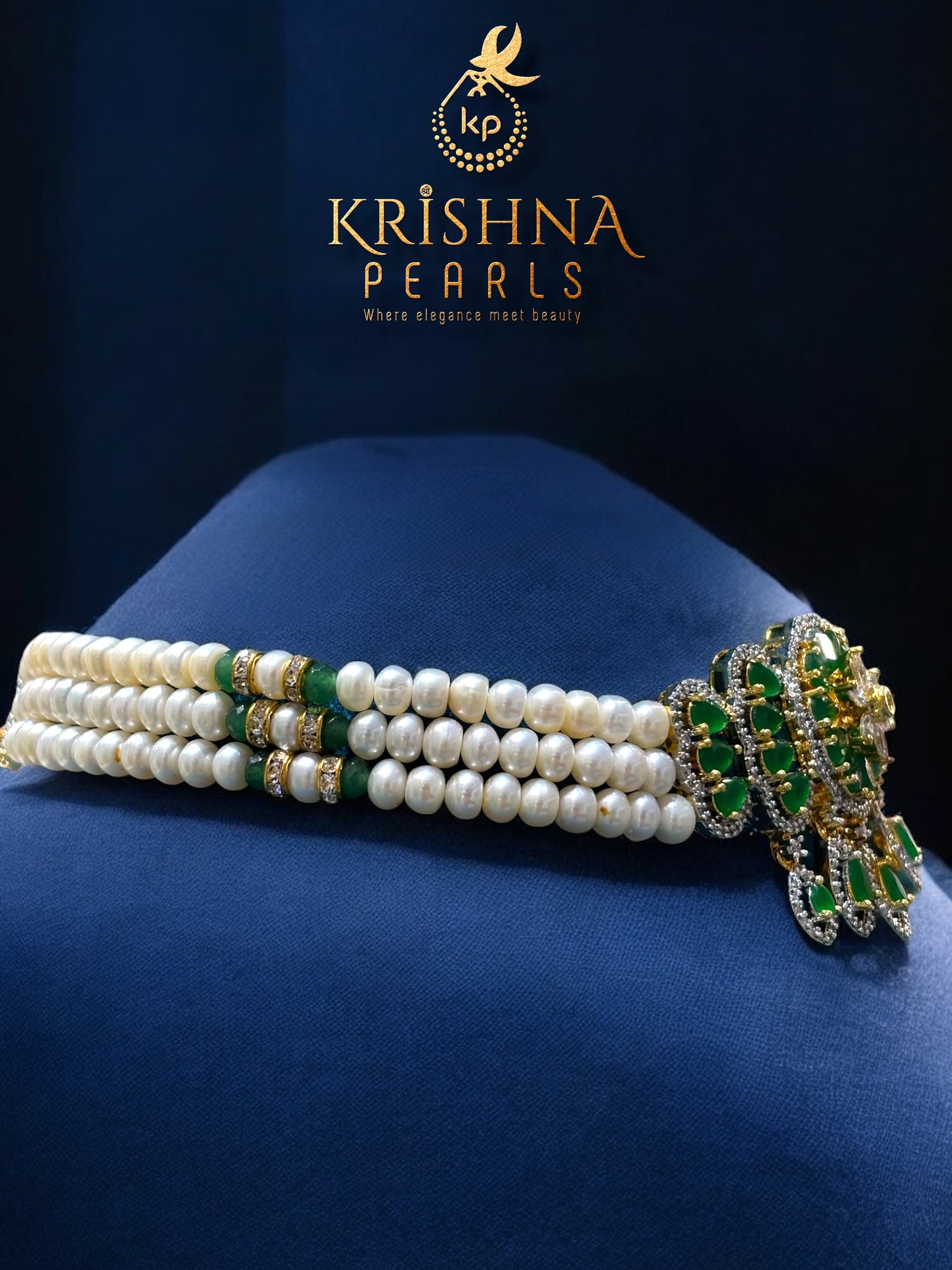 Adorable Emerald Studded Three Line Choker Set