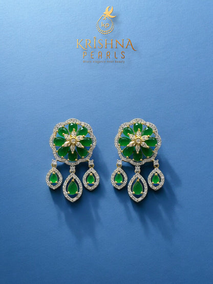 Adorable Emerald Studded Three Line Choker Set
