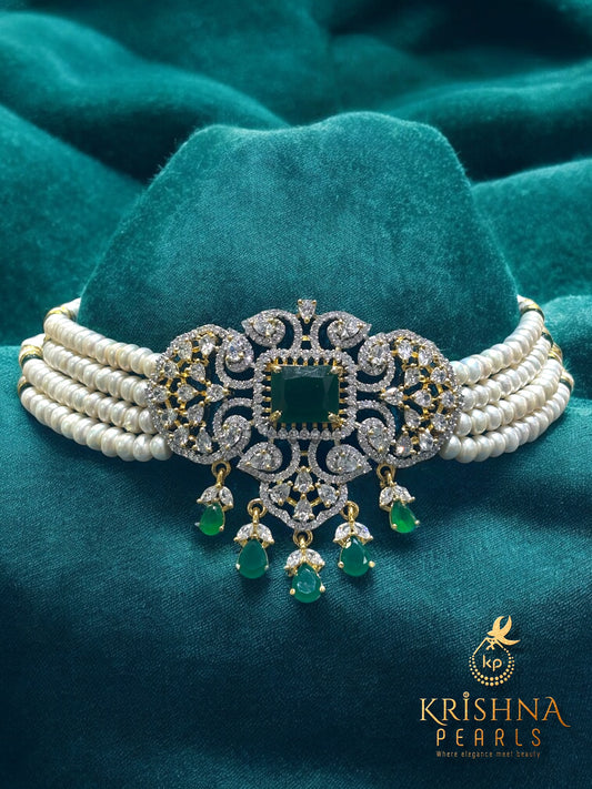 Heritage Emerald Pendent & Pearls Choker Set