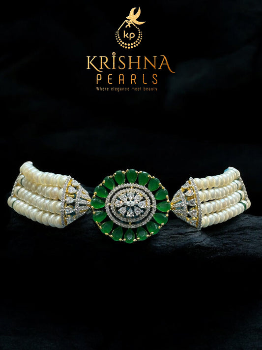 Emerald Bloom Pearls Choker Set