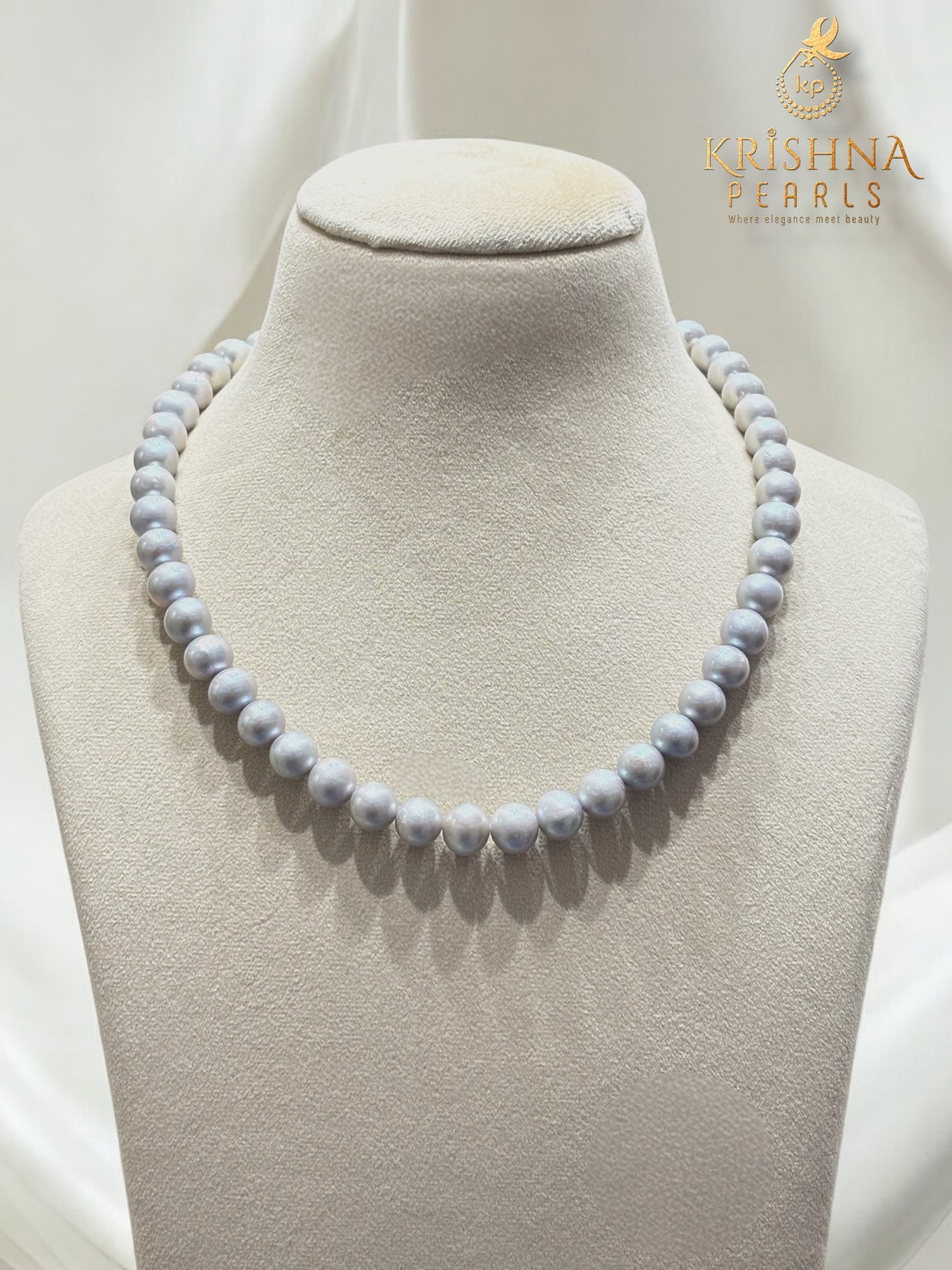 Glossy Grey Pearls Necklace