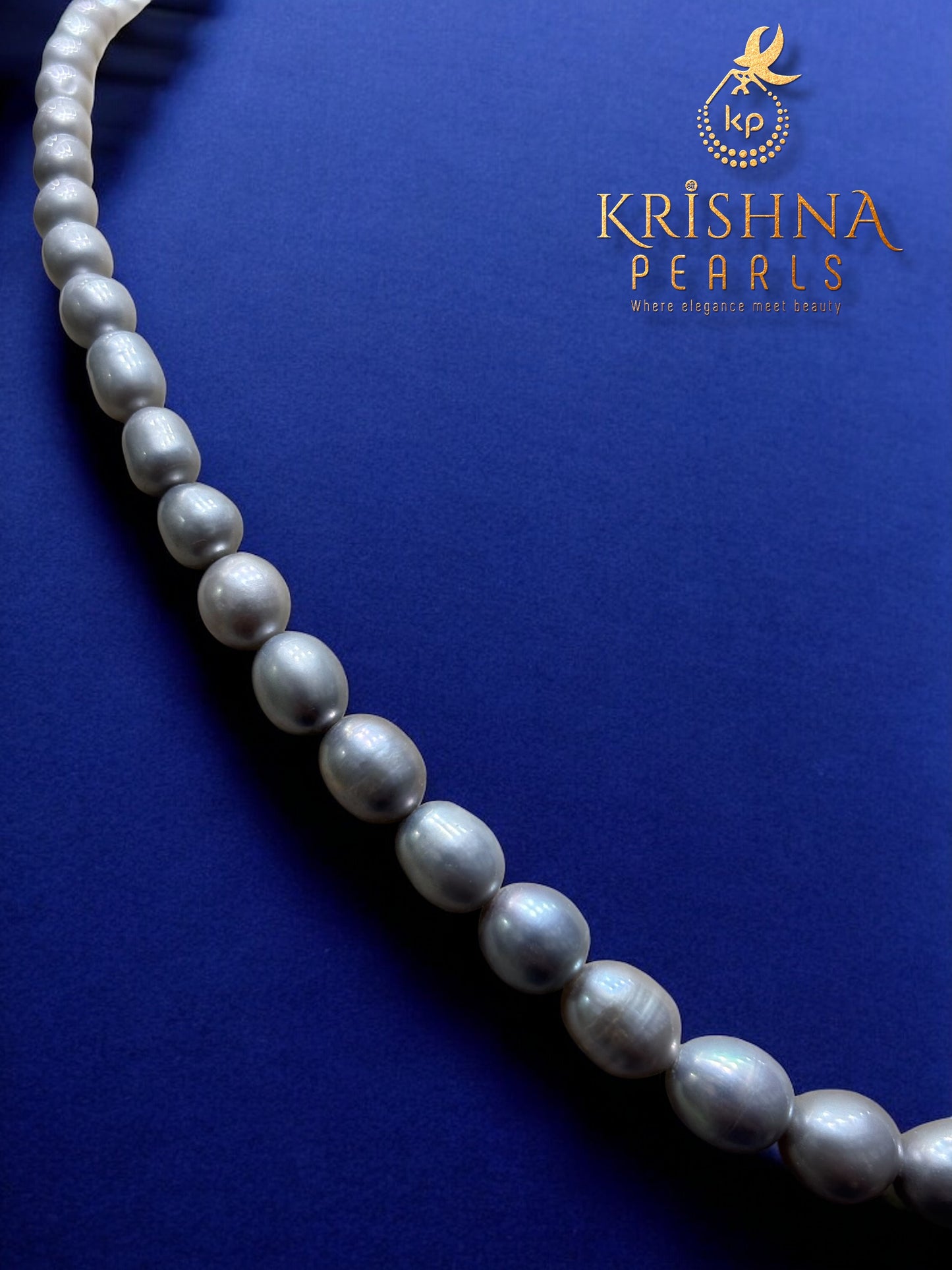 Graceful Grey Pearls Graduation Necklace