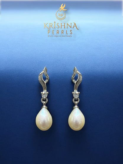 Designer Pearl Hangings