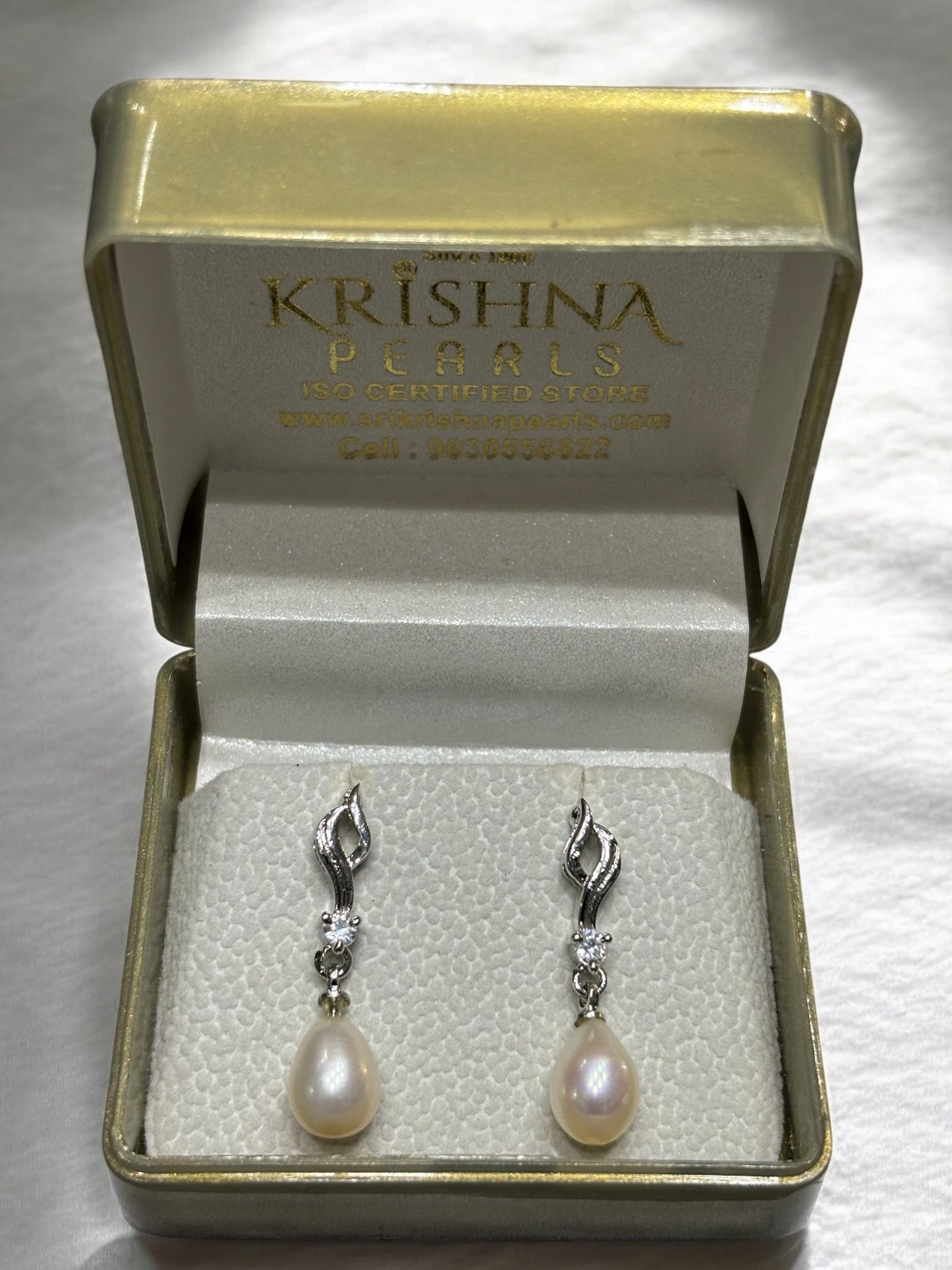 Designer Pearl Hangings