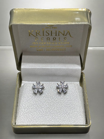 Pearls Studs
