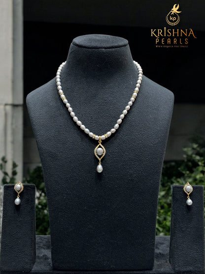 Grey Pearl Necklace Set