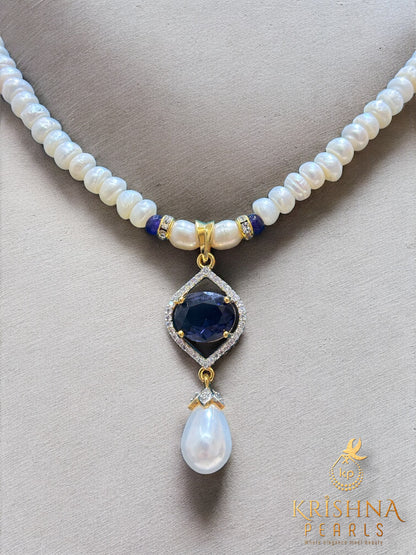 Gorgeous Pearl Necklace Set