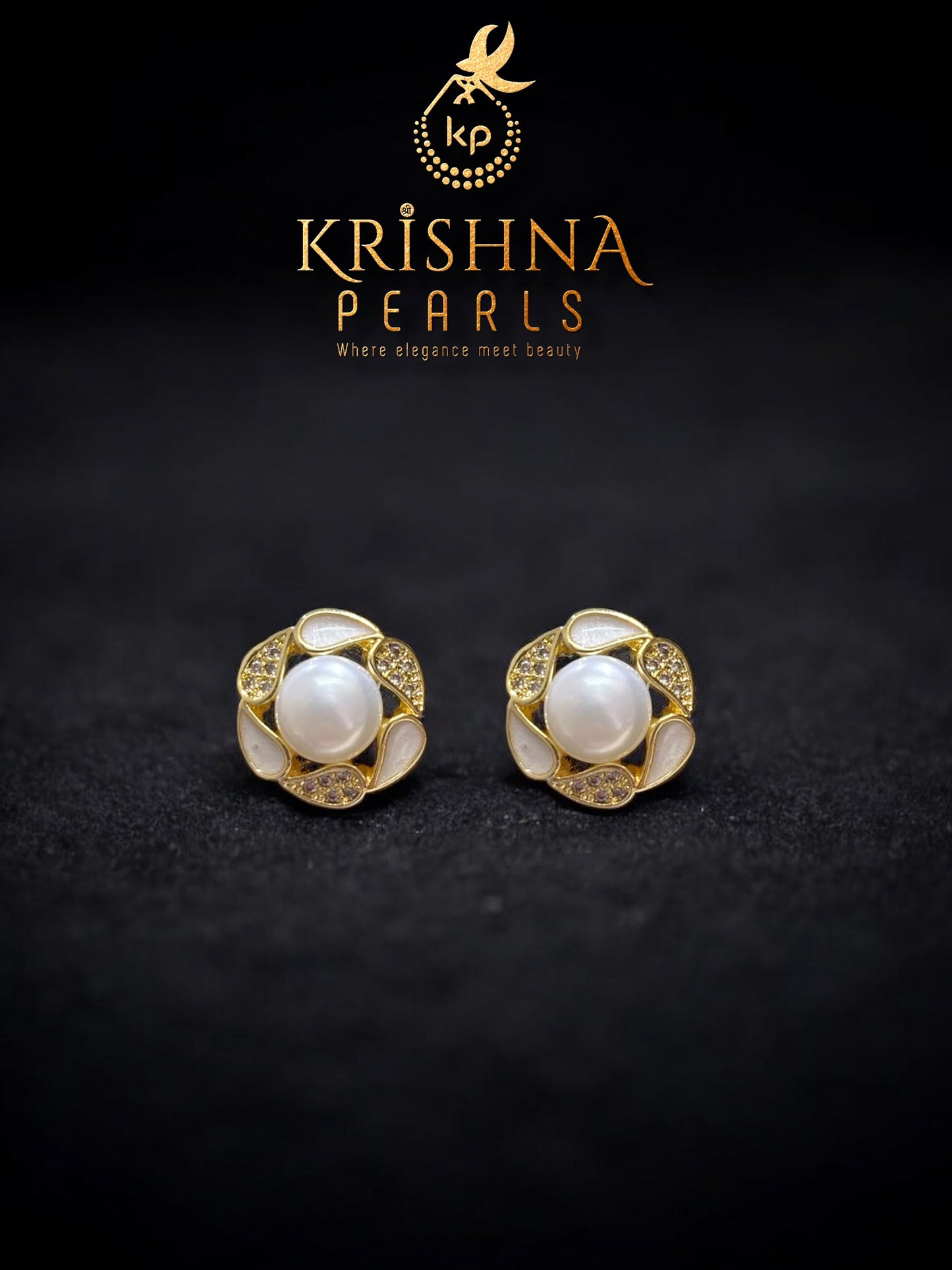 Beautiful Blossom Pearls Combo Set ( Single Line Pendent Set With Finger Ring )
