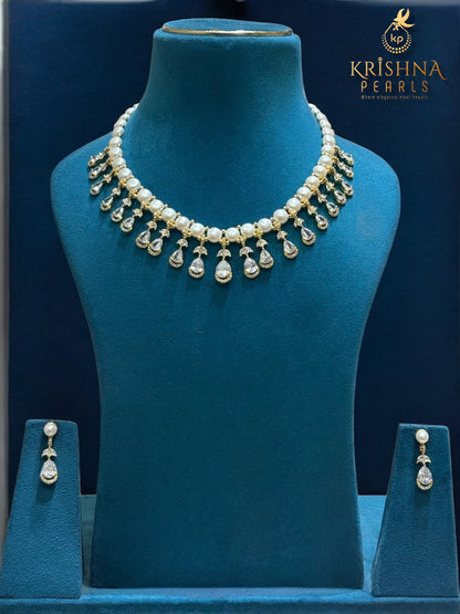 Sophisticated Button Pearl Necklace Set