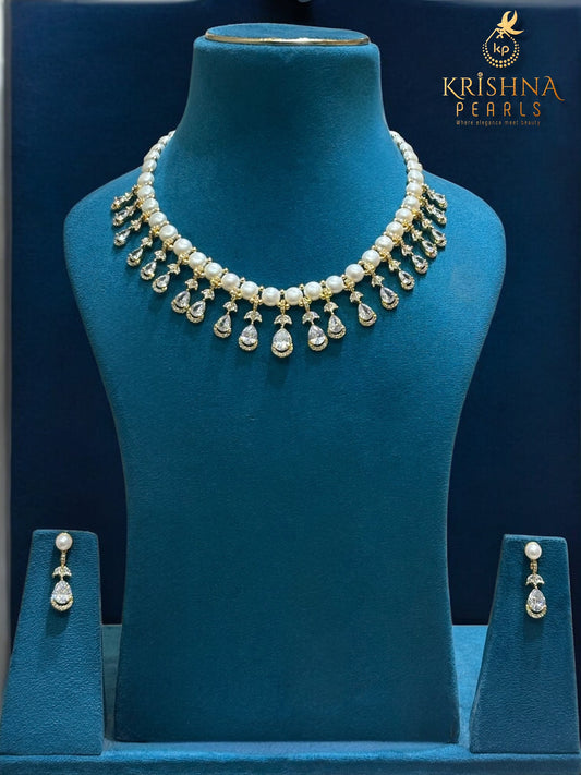 Sophisticated Button Pearl Necklace Set