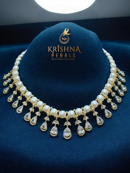 Sophisticated Button Pearl Necklace Set