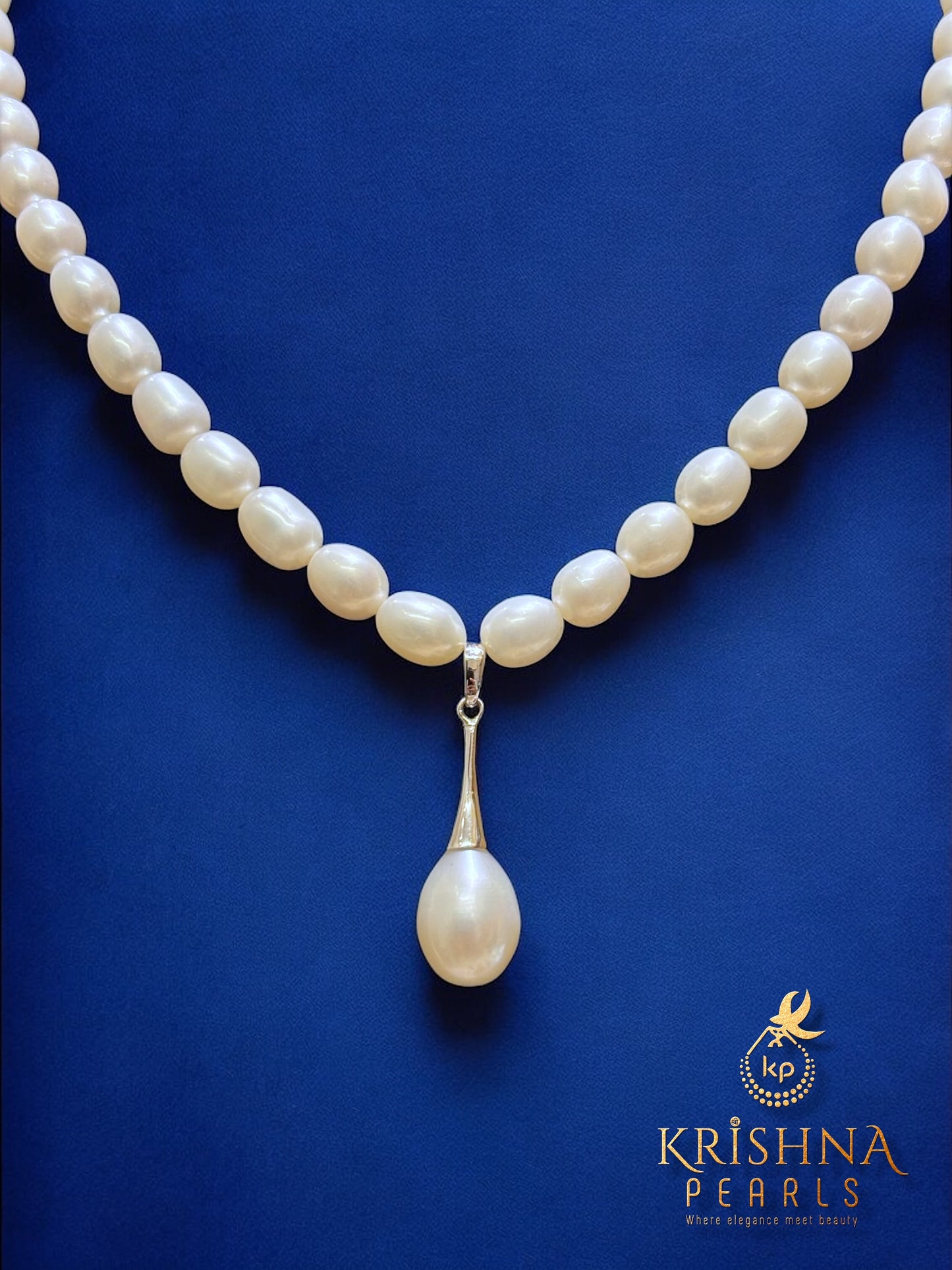 92.5 Silver Pearl Drop With Pearls Necklace Set