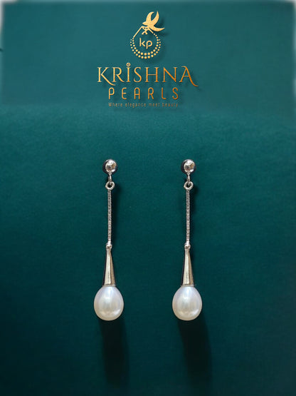 92.5 Silver Pearl Drop With Pearls Necklace Set
