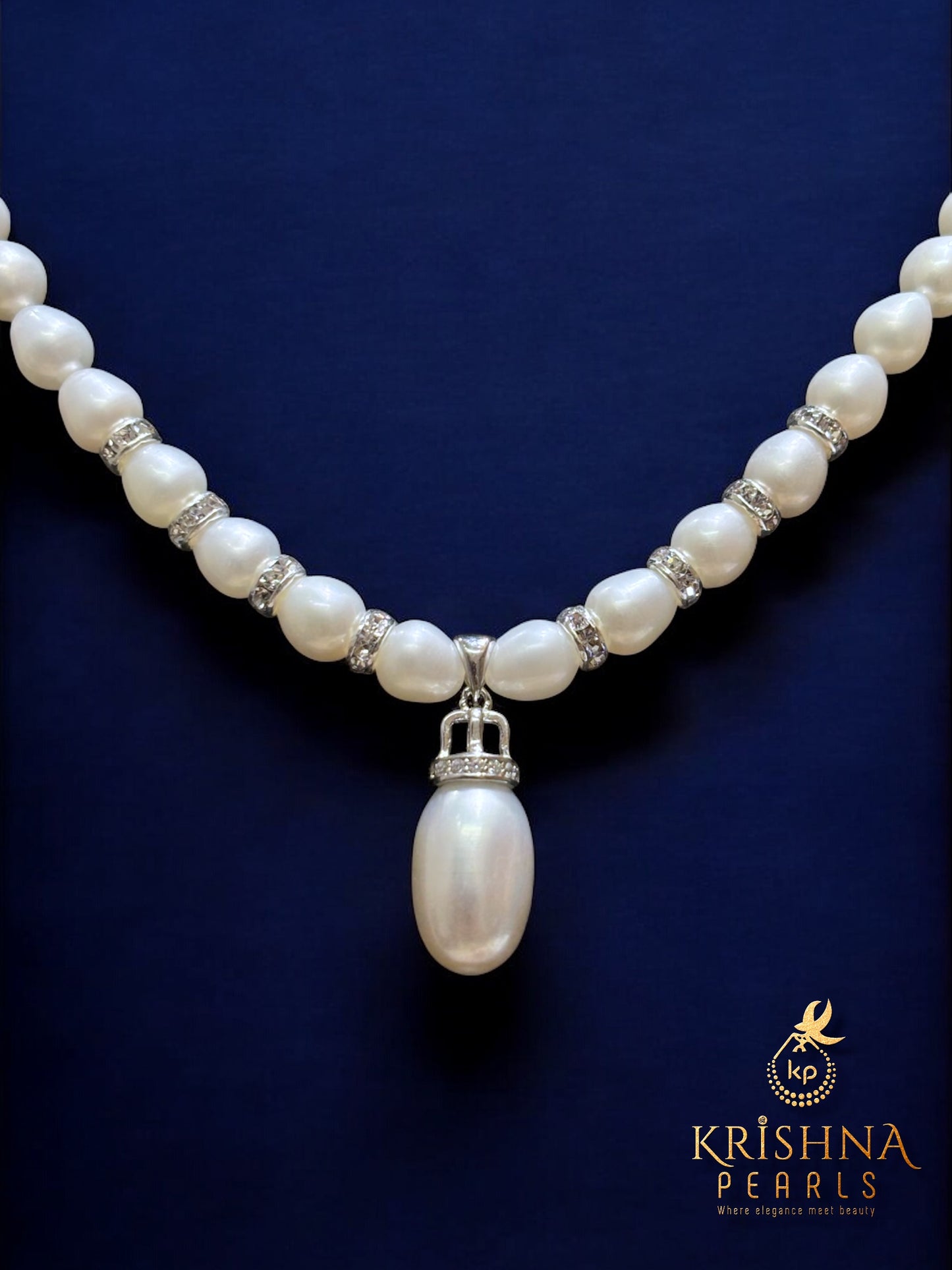 92.5 Silver Pearl Drop With Pearls Necklace Set