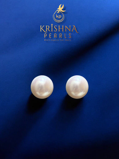 92.5 Silver Big Pearl Studded Necklace Set