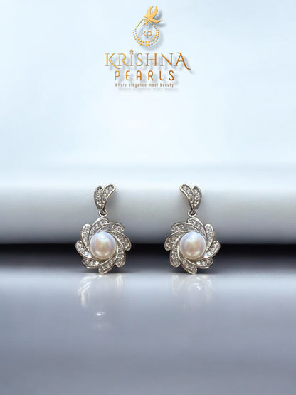 92.5 Silver Flora Pearl Studded Necklace Set