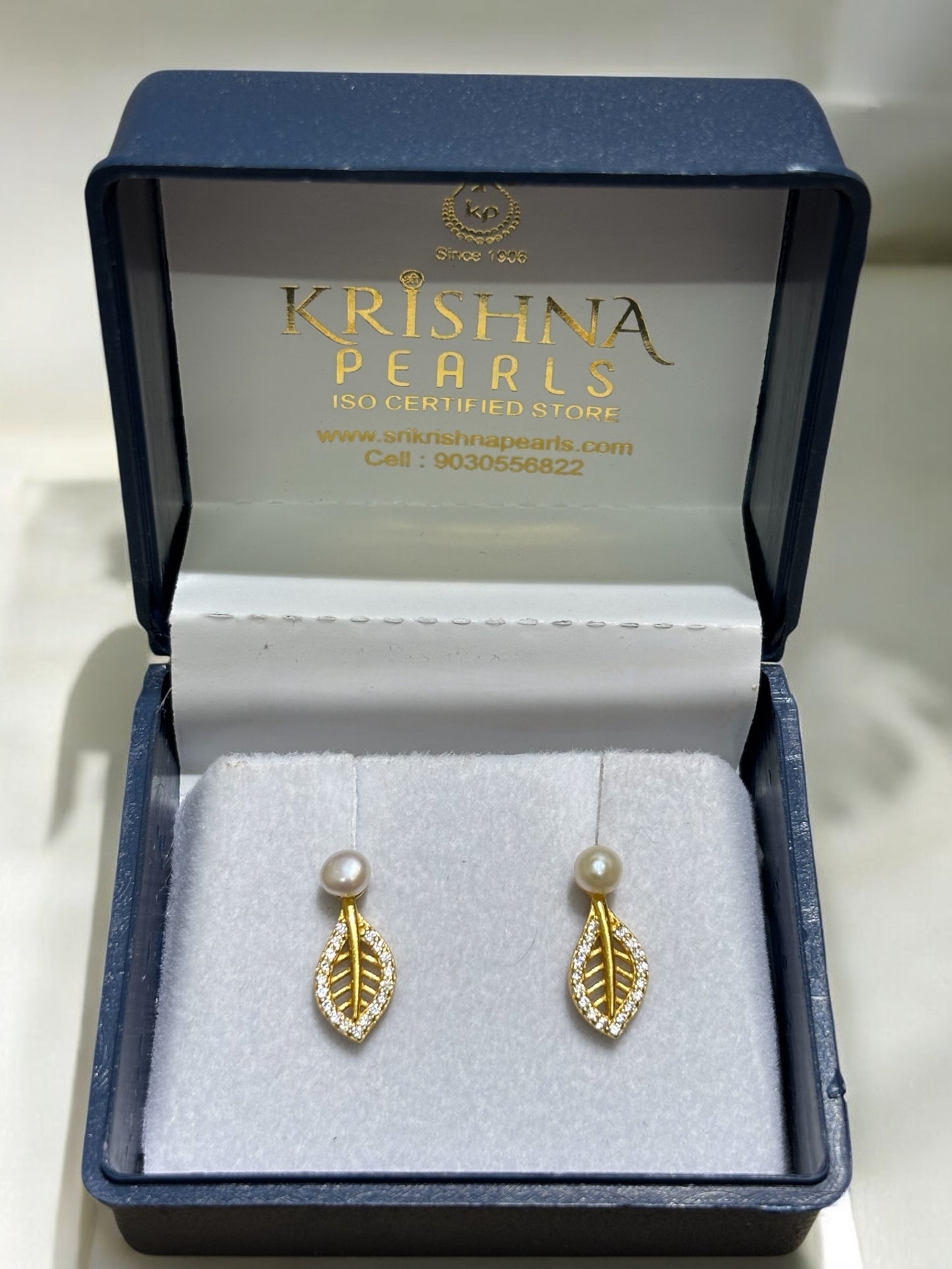 92.5 Silver Leaf Pearl Hangings