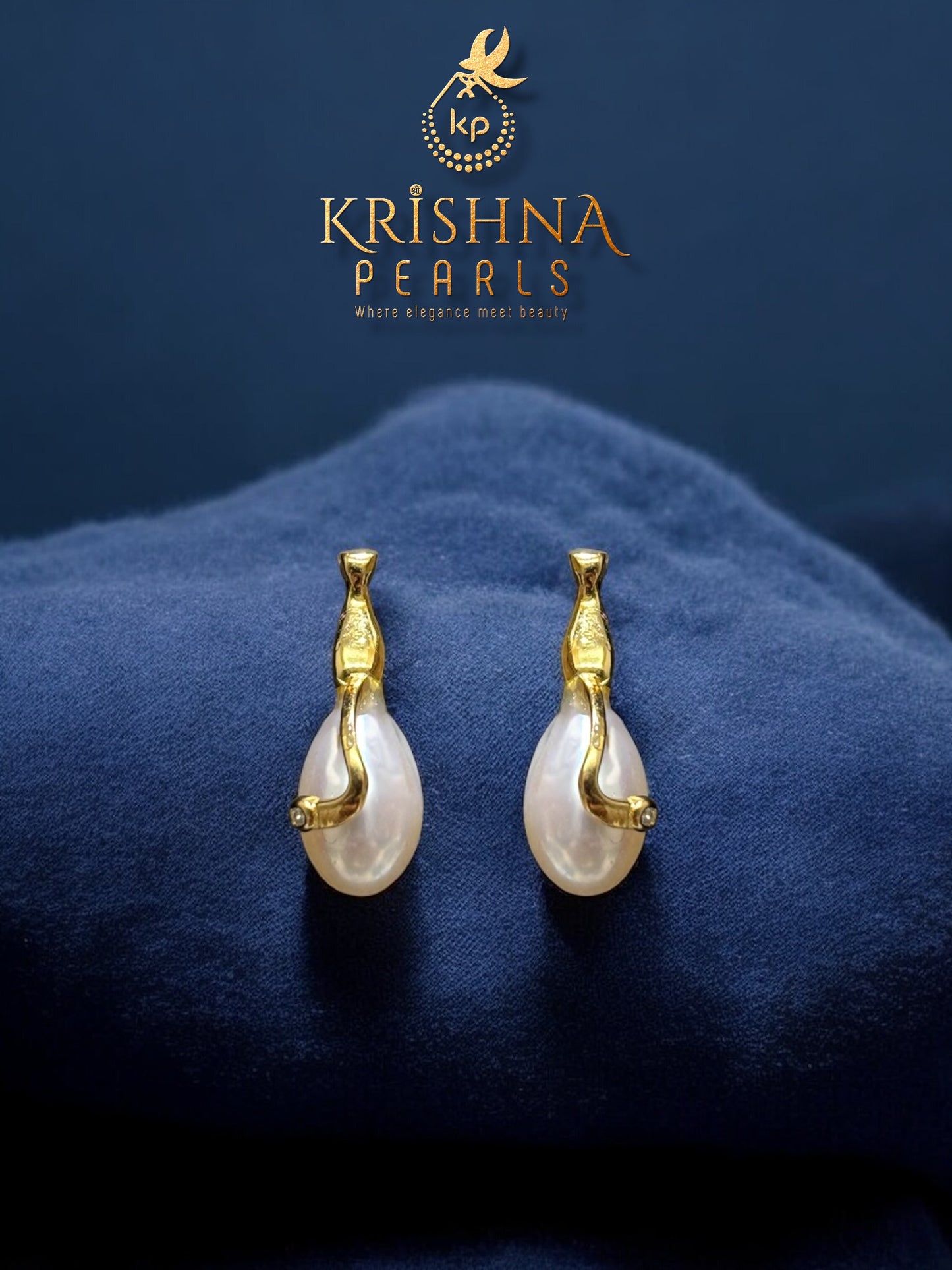 92.5 Silver Oval Pearl Hangings