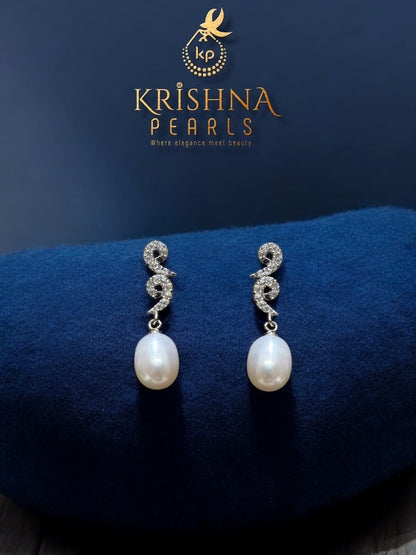 92.5 Silver Luminous Pearl Pendant