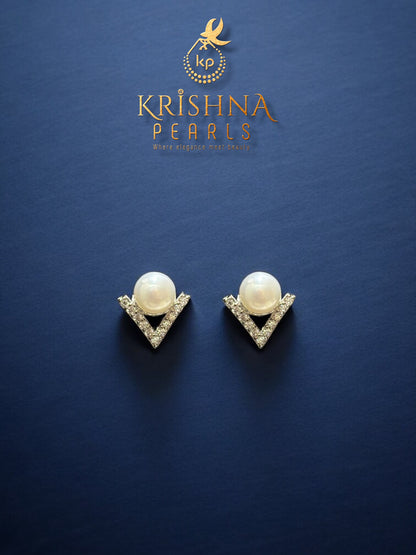 92.5 Pure Silver Pretty Pearl Studded Earrings
