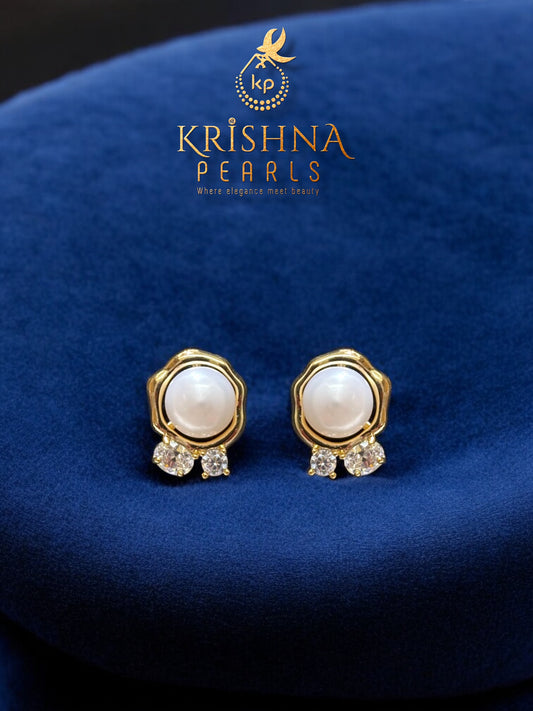 92.5 Post Pin Silver Cute Pearl Studded Earrings