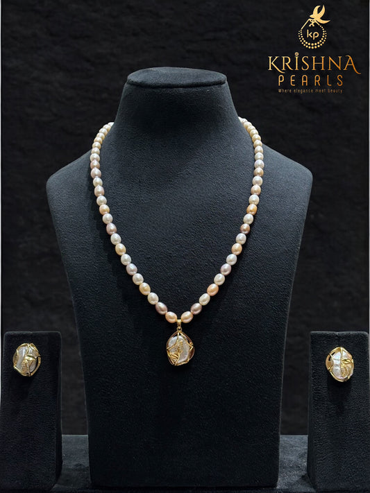 Baroque Pearl Pendent With MultiColour Pearls with Adjustable Finger Ring