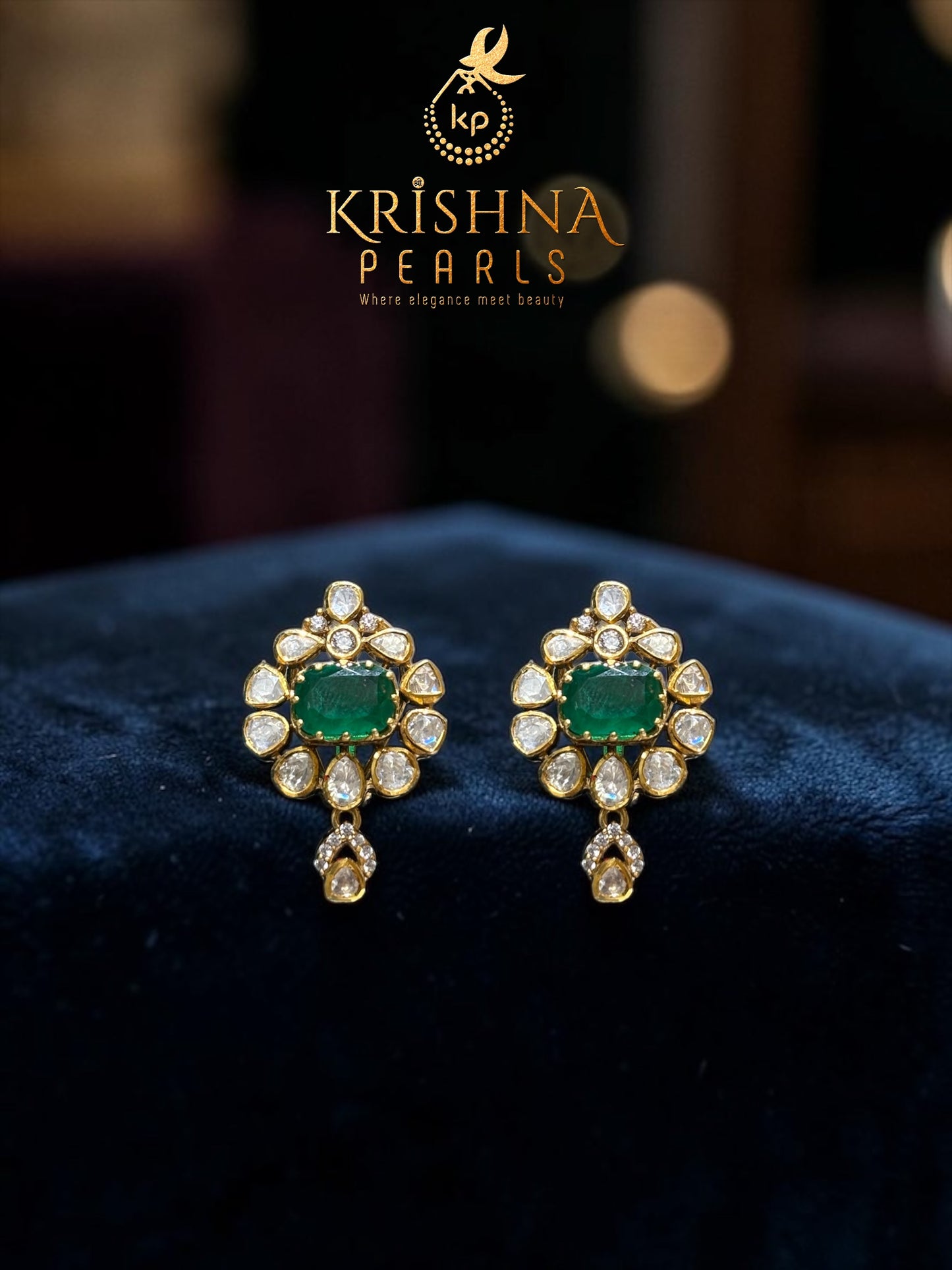 92.5 Silver Green Stone Zari Polki with Round Natural Pearl Necklace Set