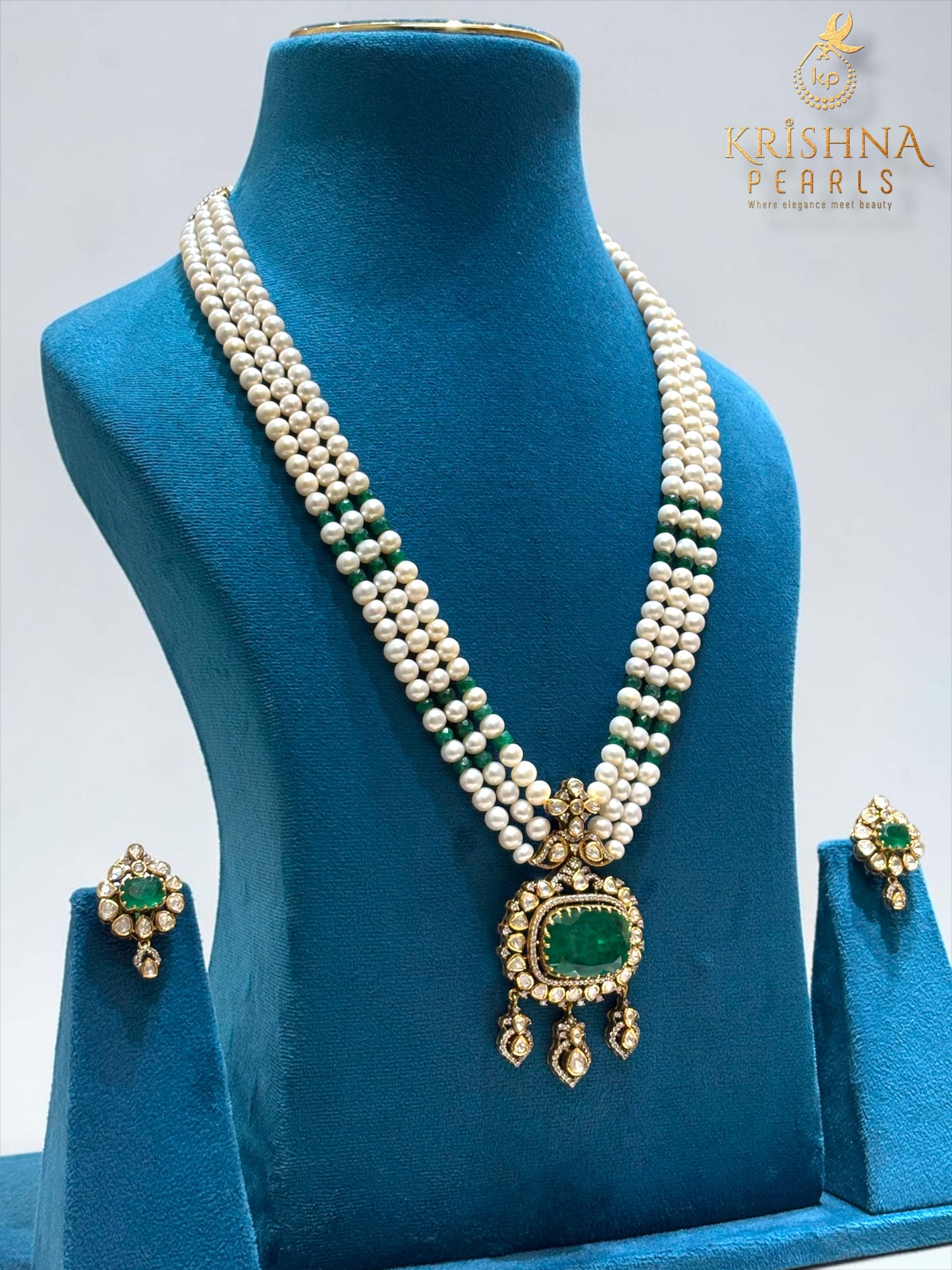 92.5 Silver Green Stone Zari Polki with Round Natural Pearl Necklace Set