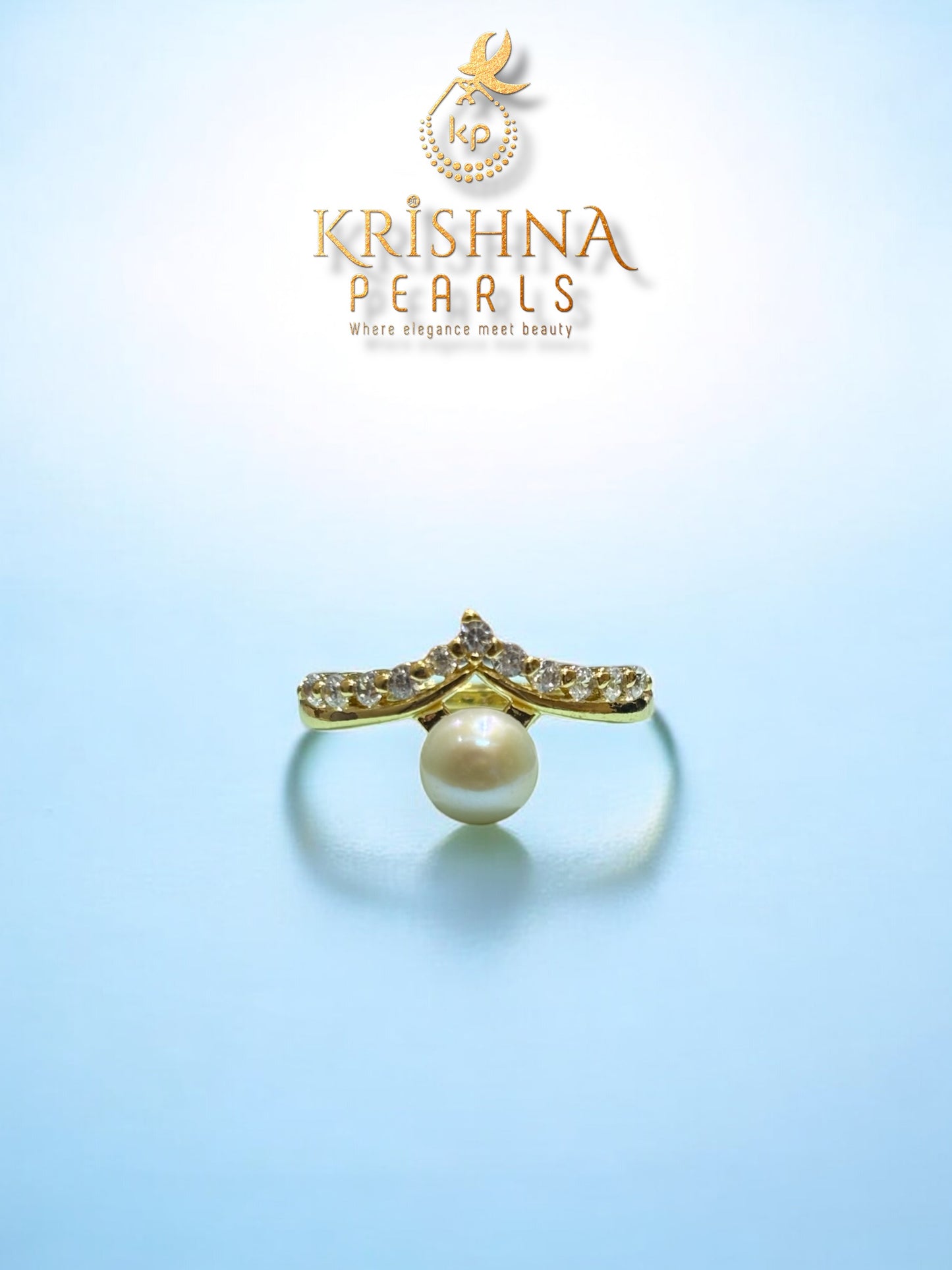 Crowned Pearl Adjustable Finger Ring