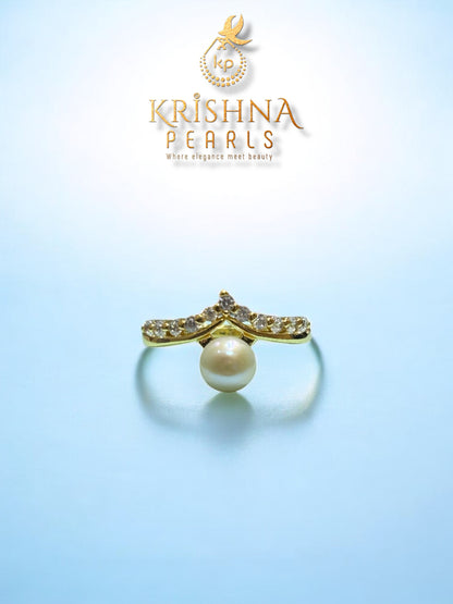 Crowned Pearl Adjustable Finger Ring