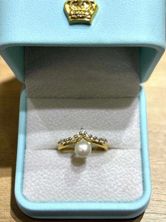 Crowned Pearl Adjustable Finger Ring