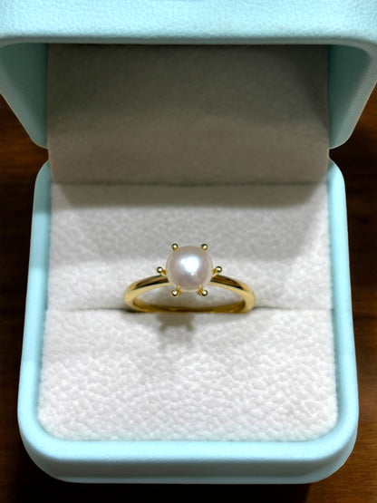 Pearl Finger Ring Free Size - Crown Pattern