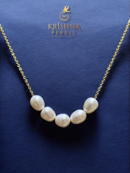 Pure Pearls Chain