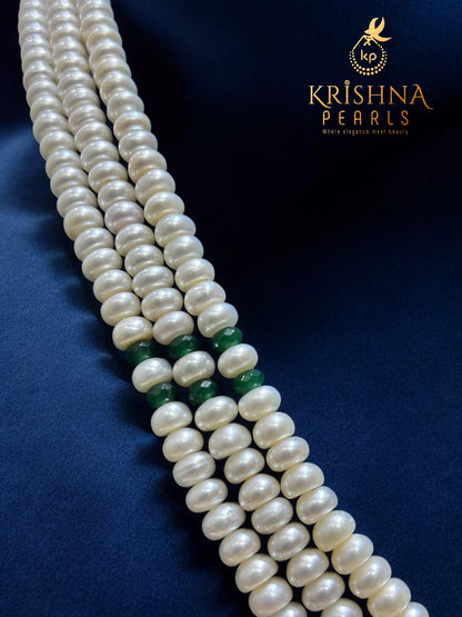 Adorable Peacock Pattern Emerald Three Row Pearls Necklace Set