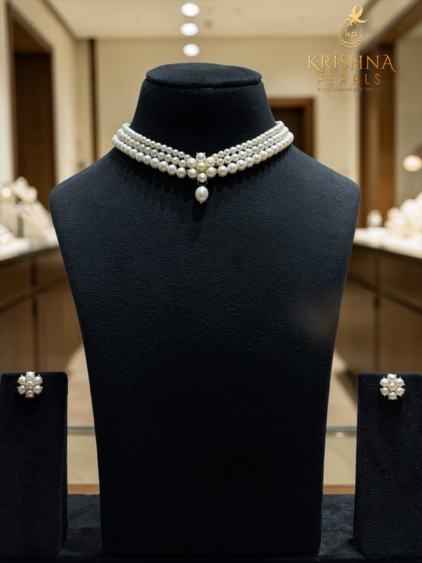 Three Layers Original Pearls Choker