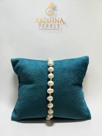Beautiful White Baroque Pearls Bracelet
