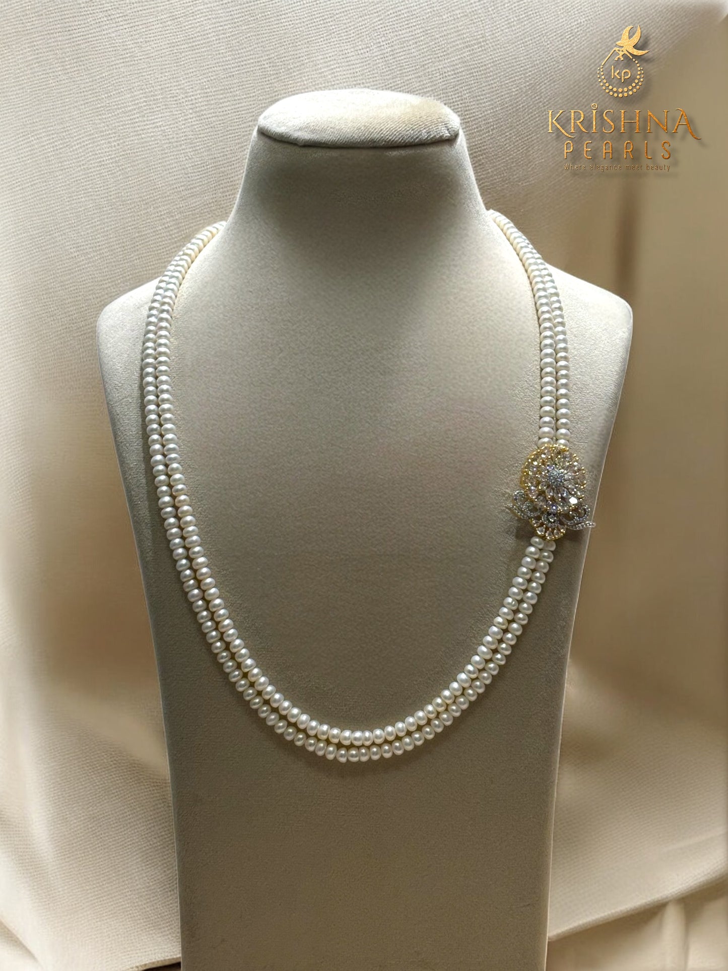 Elegent Two Line Side Broch Pearls Set