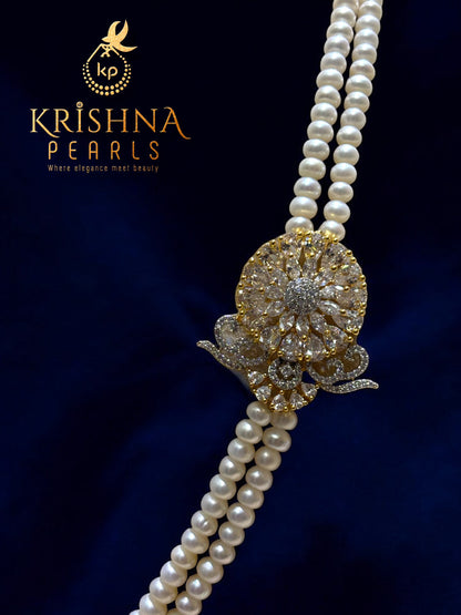 Elegent Two Line Side Broch Pearls Set