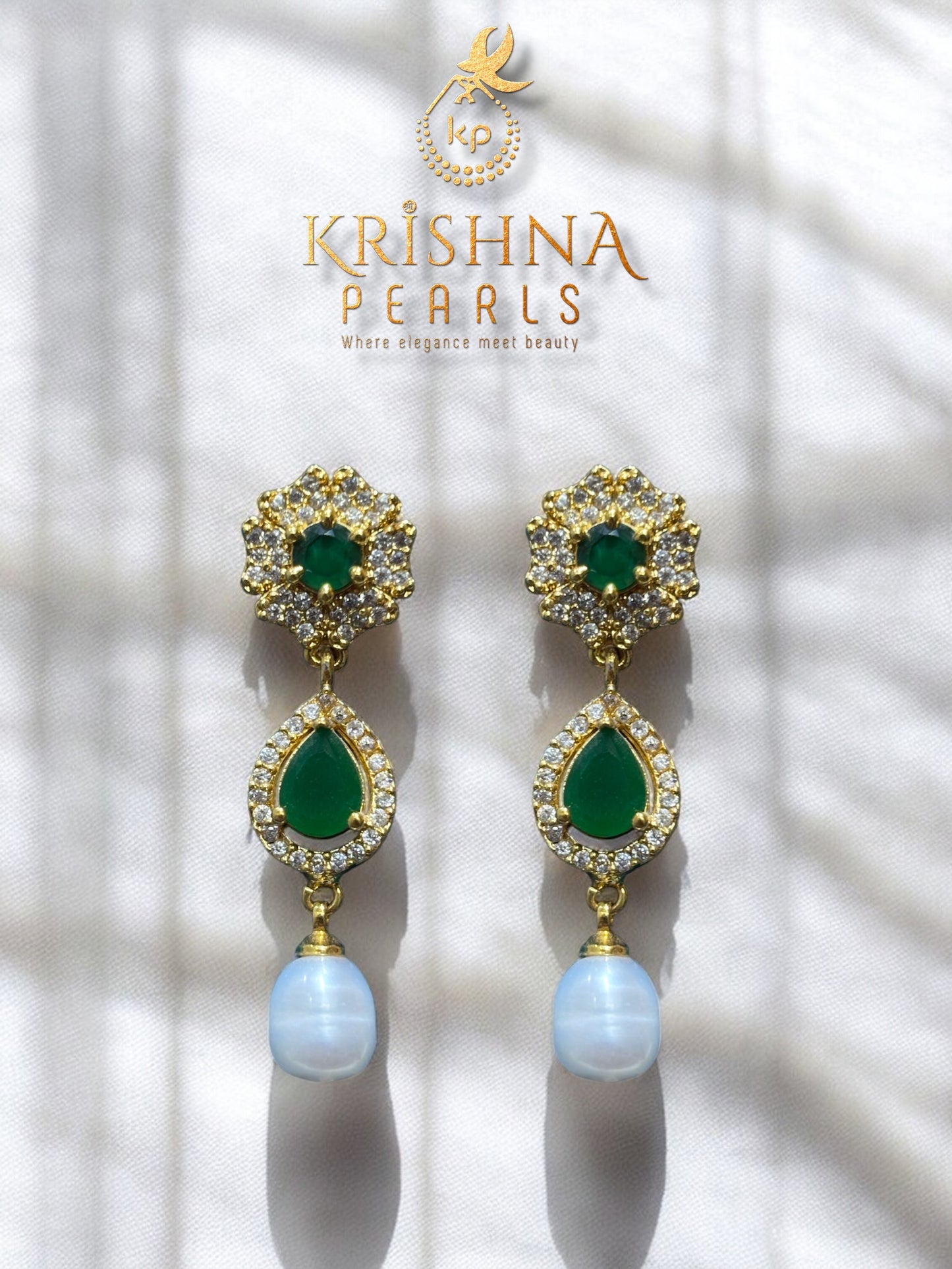Authentic Pearls Green Stone & Diamonds Studded Broch Set