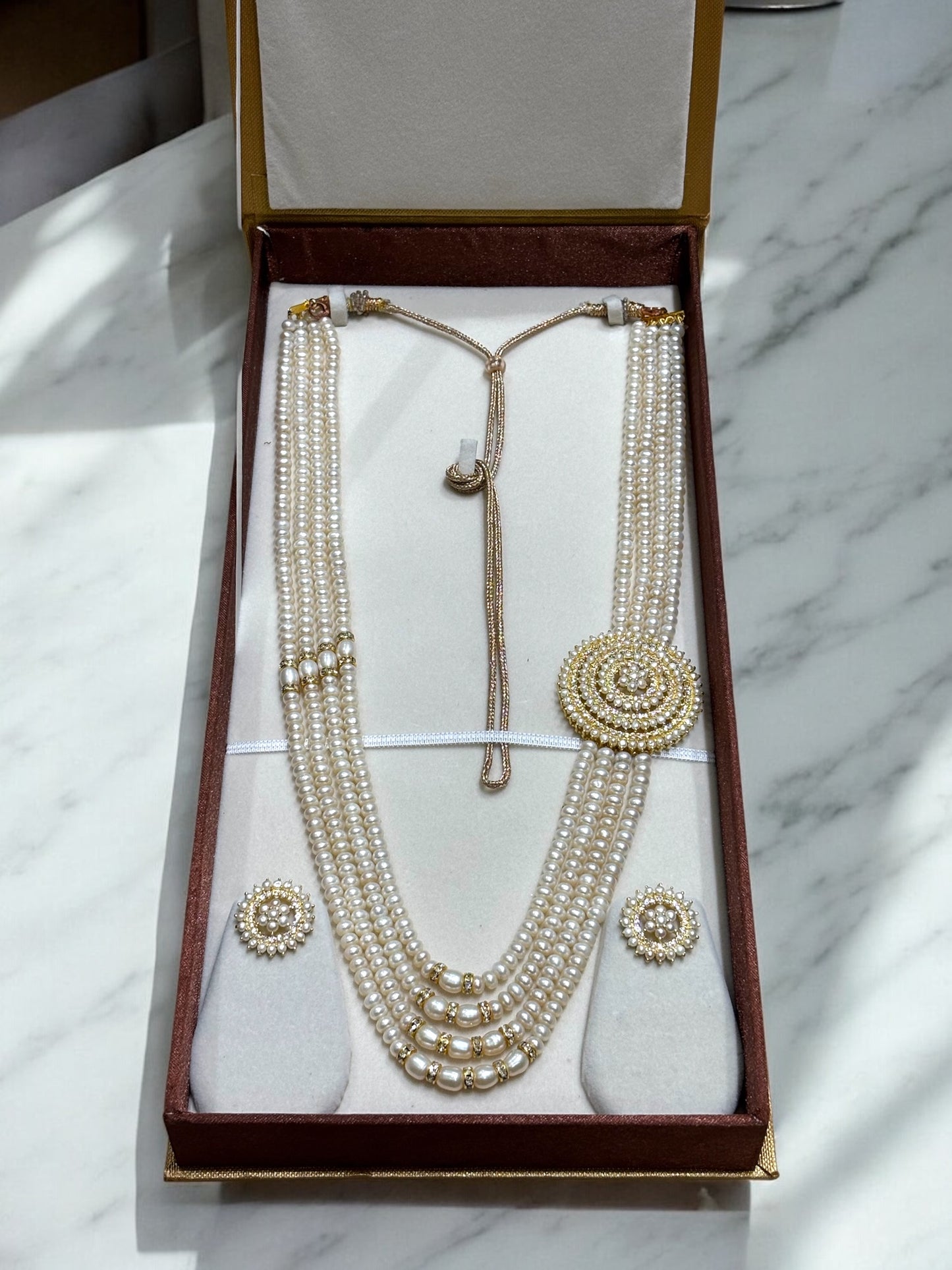 Original Pearls Four Layers Broch Set