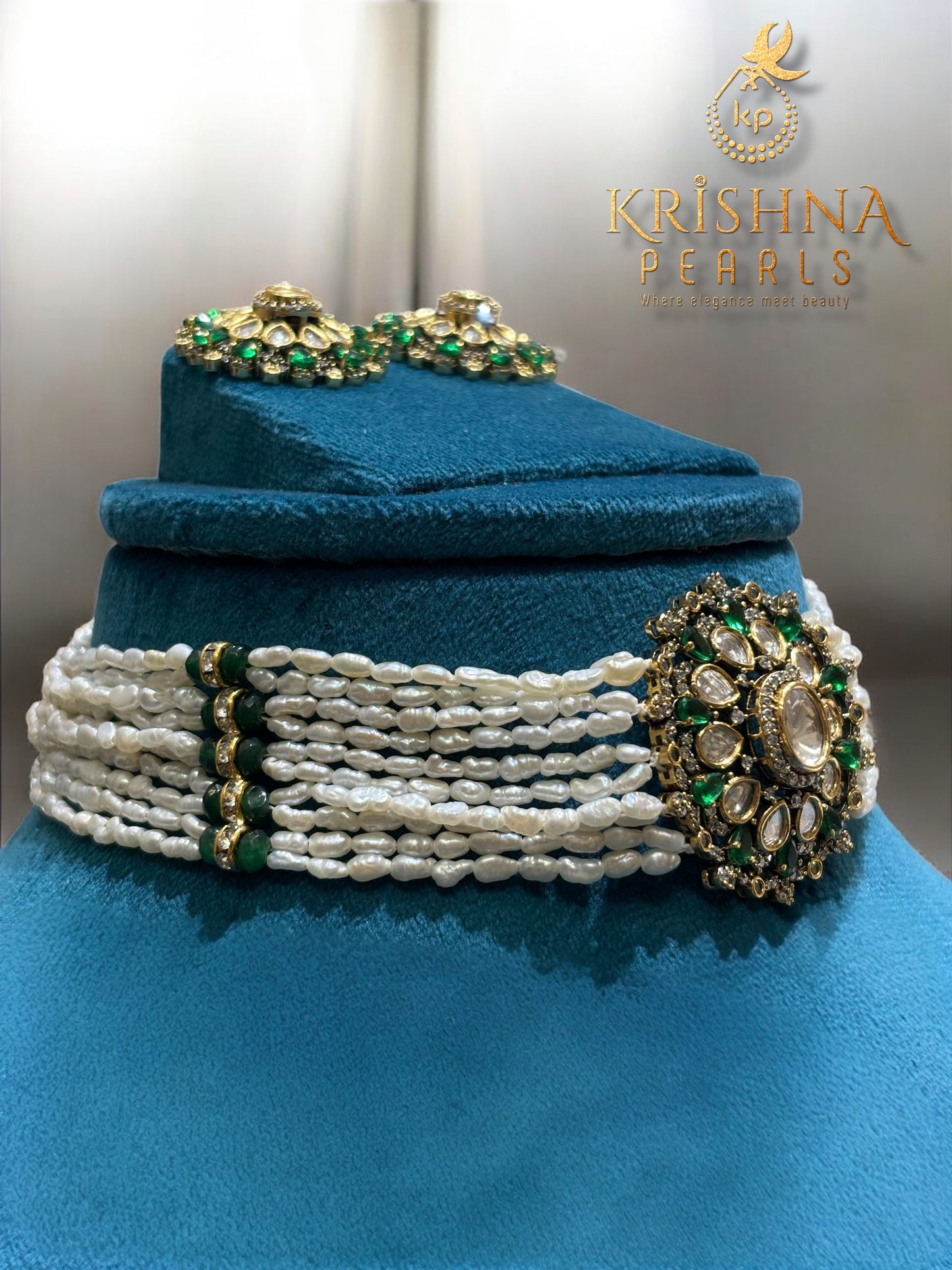 Nizami Heritage 10-Layer Rice Pearls Choker Set