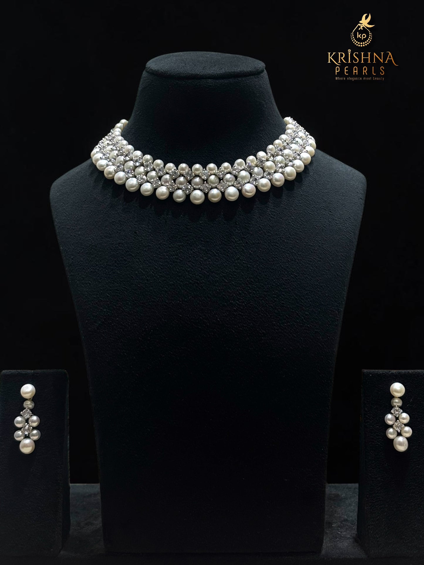 Exclusive Button Pearls With Diamonds Necklace Set