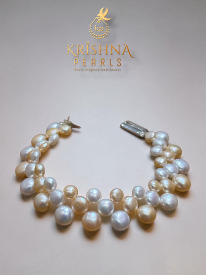 Button Pearl Bracelet