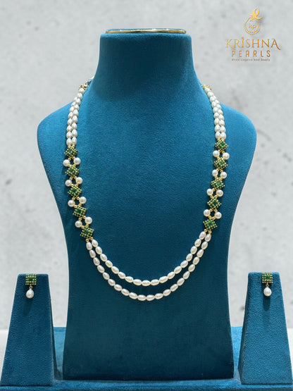 Real Pearls Emerald Studded Broch Set