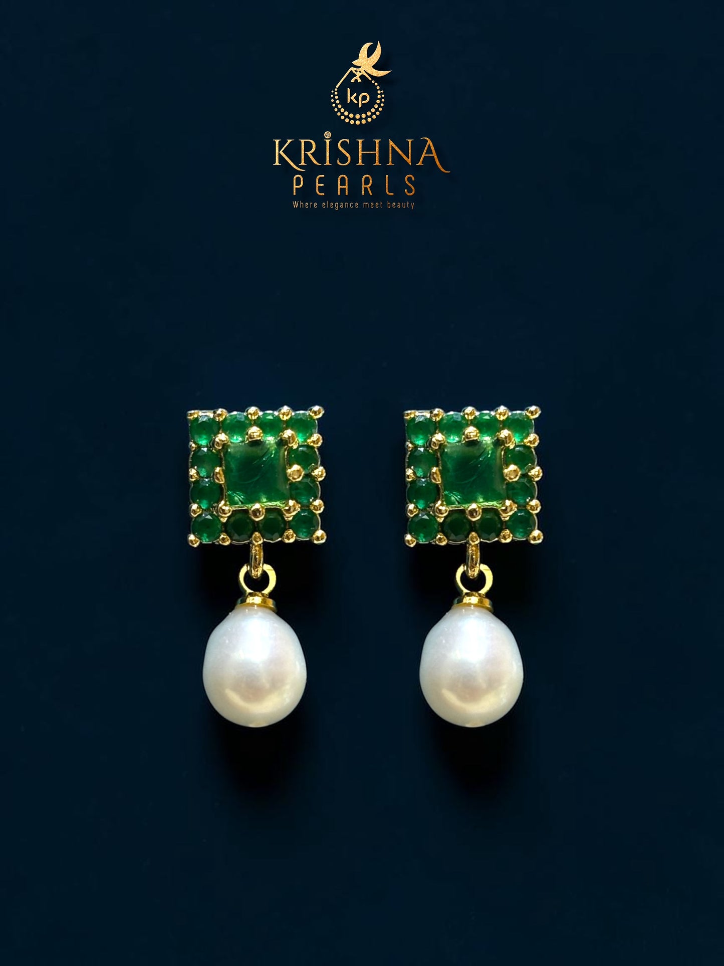 Real Pearls Emerald Studded Broch Set