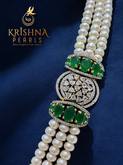 Designer Emerald Studded Three Line Broch Set