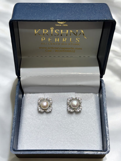 Original Pearls Earrings