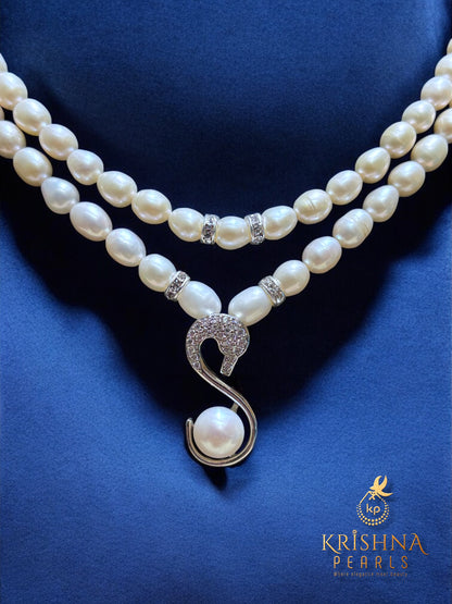 Cute Swan Pendent With Pearls Necklace Set